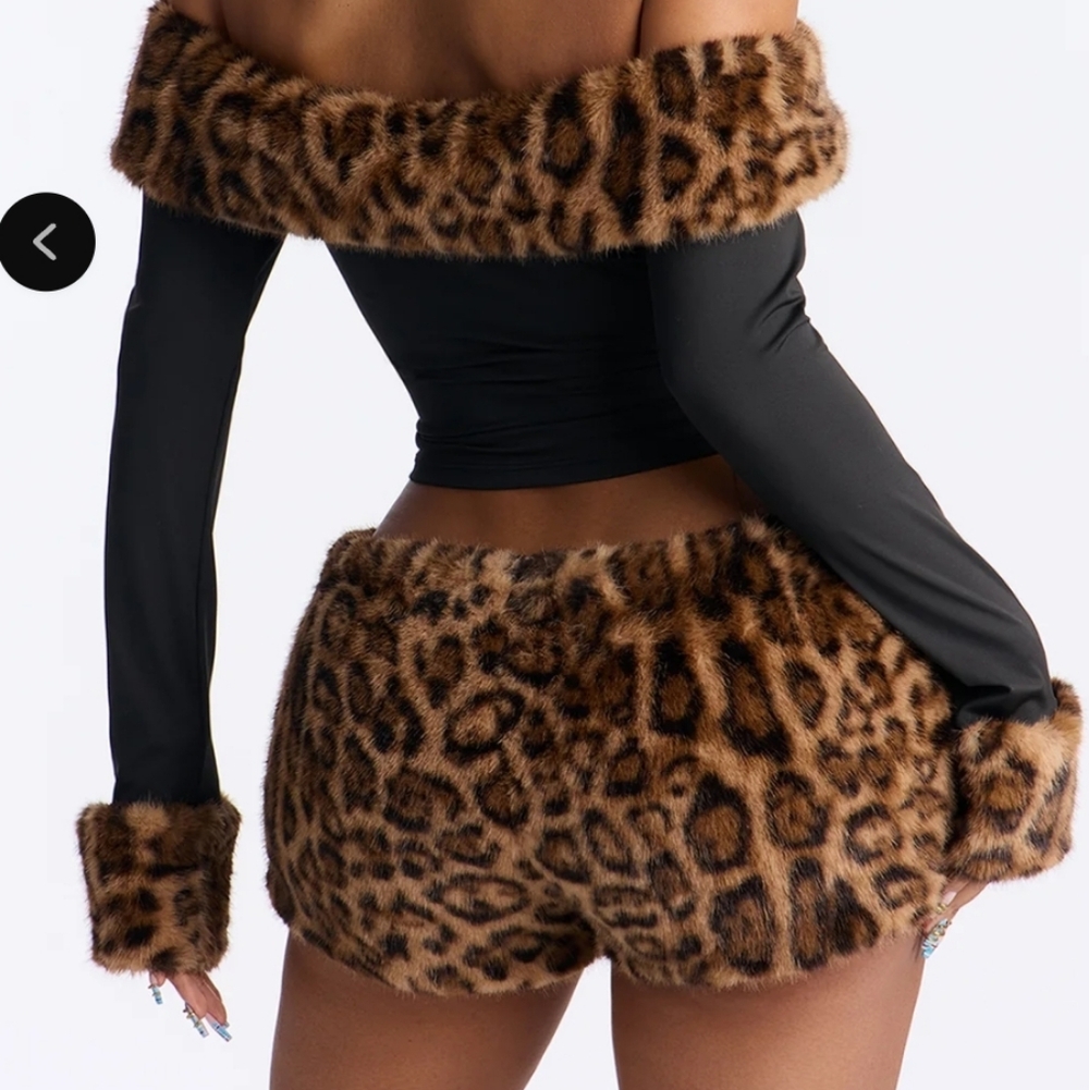 Fashion Nova Little Wild Leopard Print Brown&Black Faux Fur Trim Top Size XL NWT - Picture 2 of 2